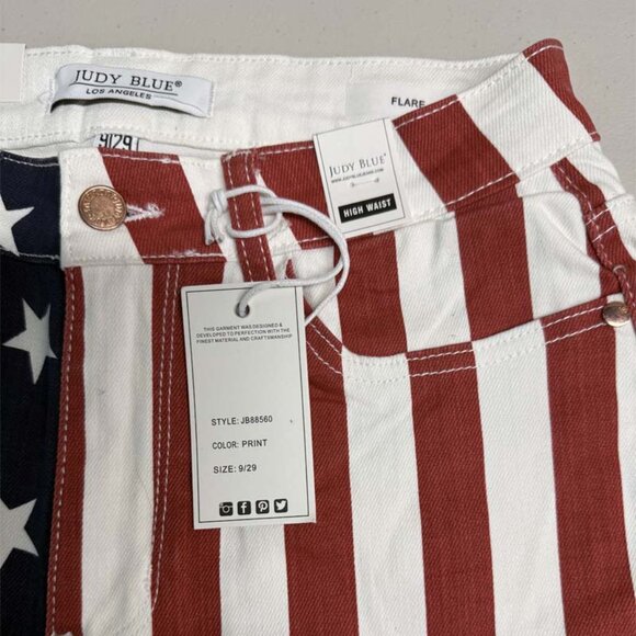 Judy Blue American Flag Print Flare - Picture 5 of 6